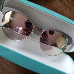 DF Sunglasses for Women